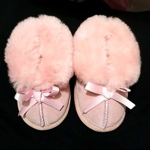 Lands End Fuzzy Booties